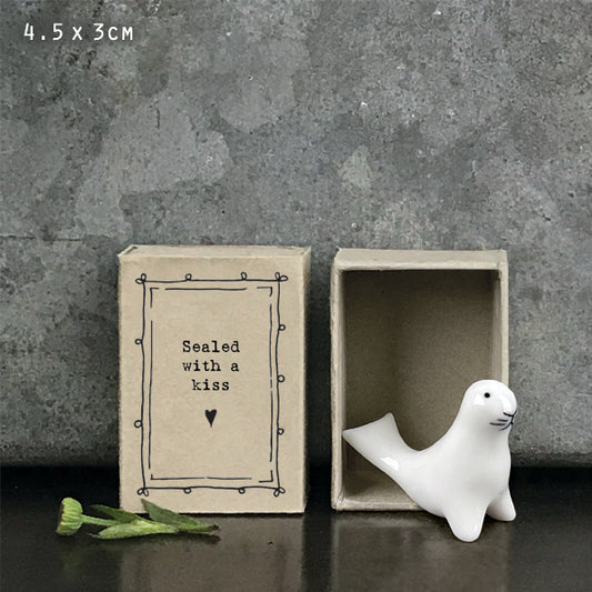 Matchbox Gift - Sealed with a kiss